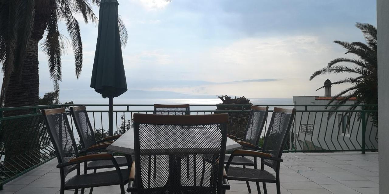 Apartments Tri Palme Baška Voda Exteriör bild