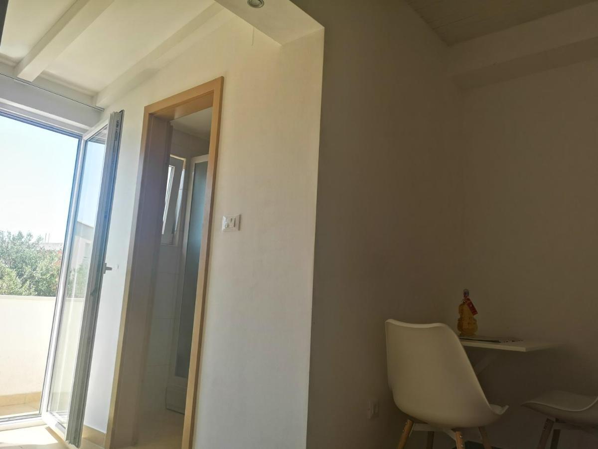 Apartments Tri Palme Baška Voda Exteriör bild