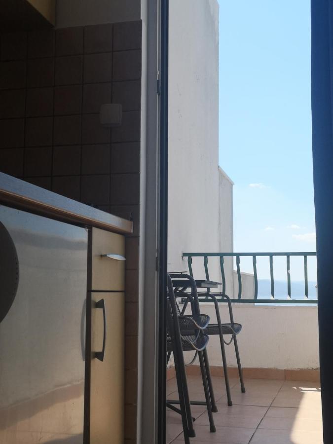 Apartments Tri Palme Baška Voda Exteriör bild