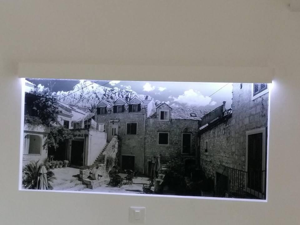 Apartments Tri Palme Baška Voda Exteriör bild